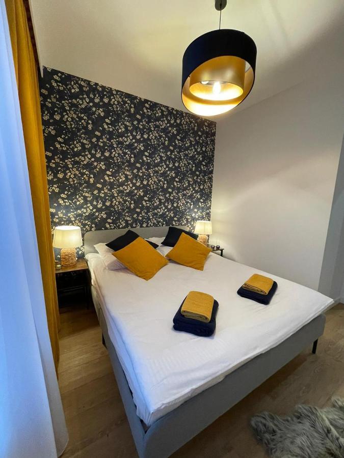 Apartament Pileckiego Nowy Dwor Mazowiecki Modlin Airport Bagian luar foto
